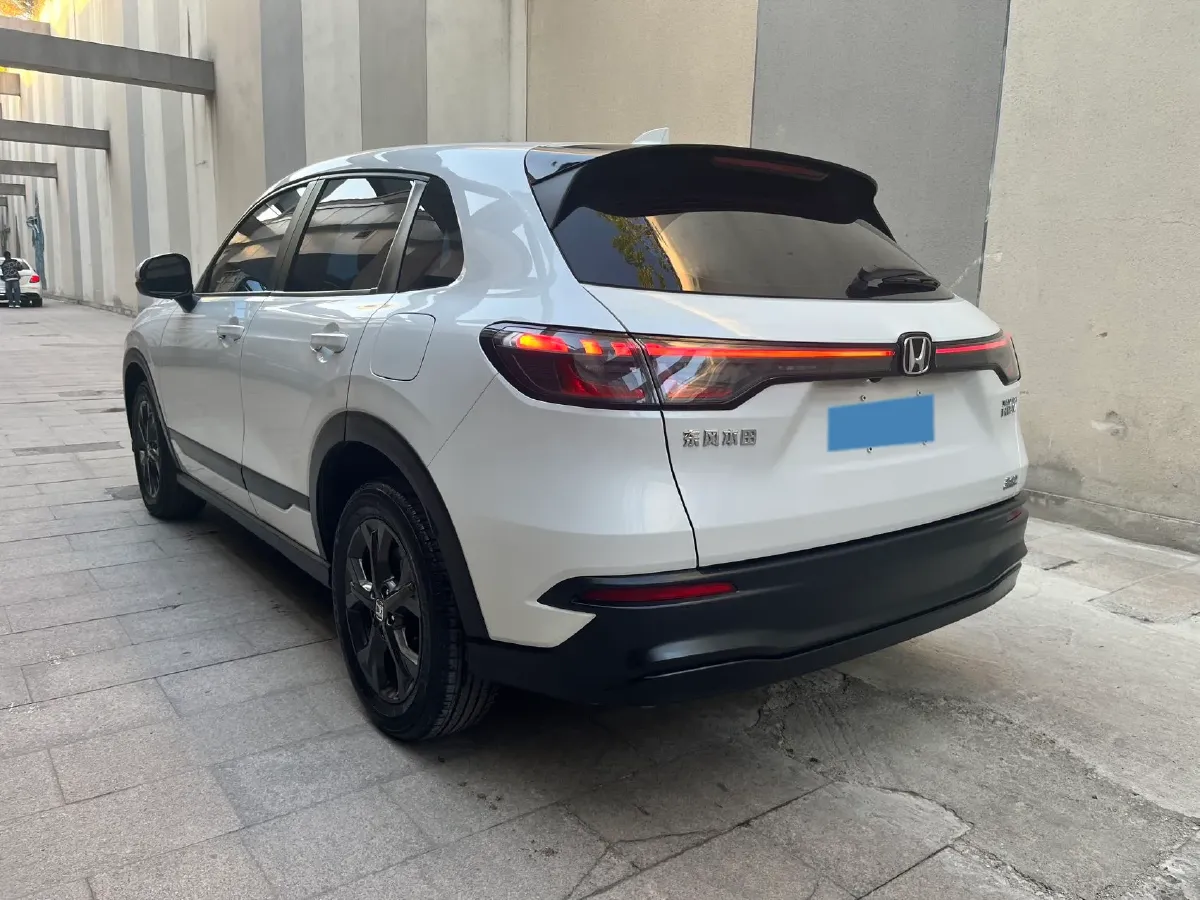 2023 Honda HR-V 1.5T 182HP L4 CVT,autocango,china used car exporter,china ev exporter,chinese used car exporter,chinese used ev exporter