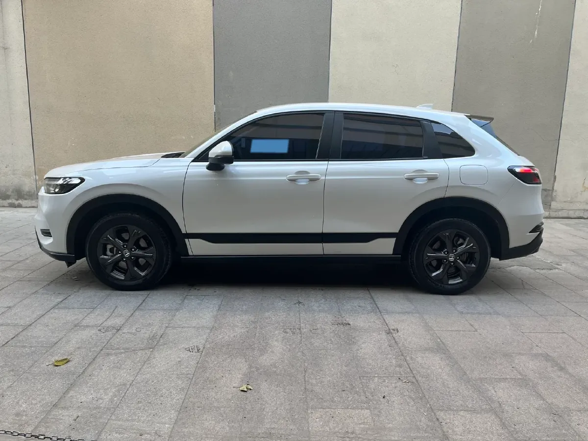 2023 Honda HR-V 1.5T 182HP L4 CVT,autocango,china used car exporter,china ev exporter,chinese used car exporter,chinese used ev exporter