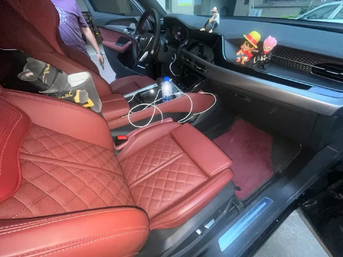 2024 Audi Q6 2.0T 265HP L4 7DCT,autocango,china used car exporter,china ev exporter,chinese used car exporter,chinese used ev exporter