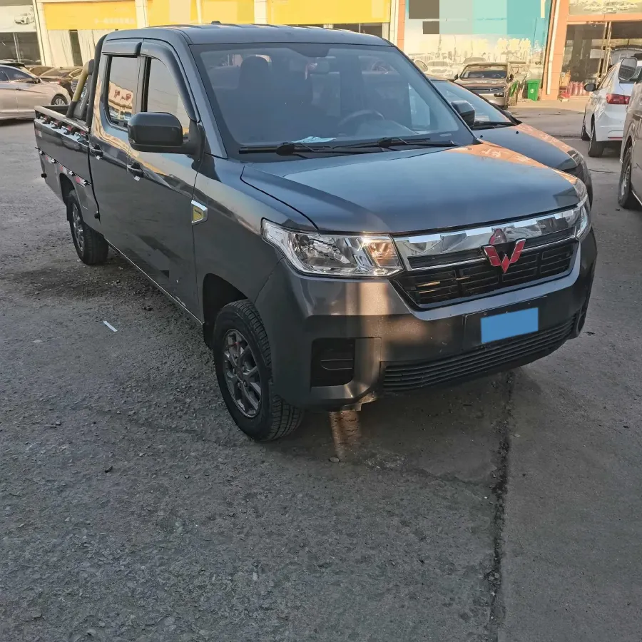 2021 WuLing ZhentTu 1.5L 99HP L4 5MT,autocango,china used car exporter,china ev exporter,chinese used car exporter,chinese used ev exporter