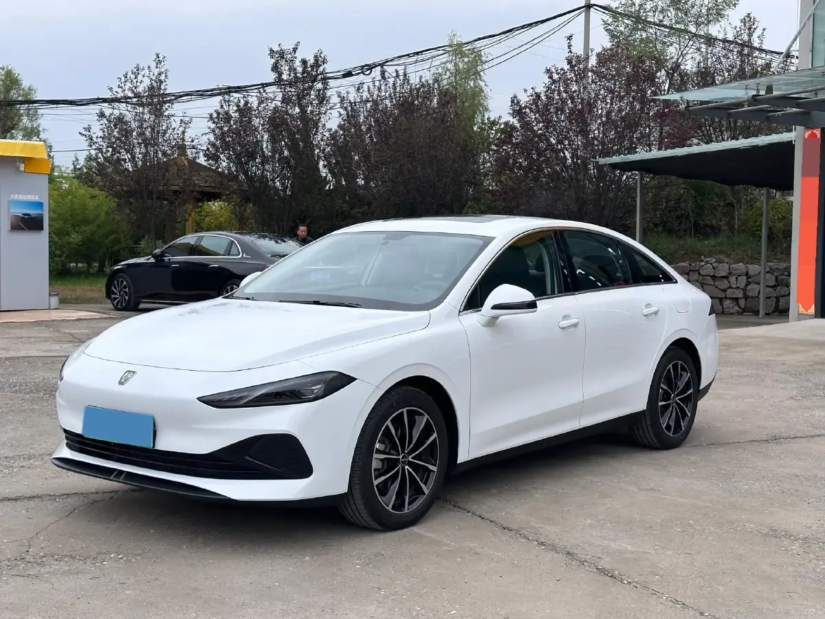 2025 Roewe D7 1.5L 112HP L4 1DHT PHEV 19.7KWH