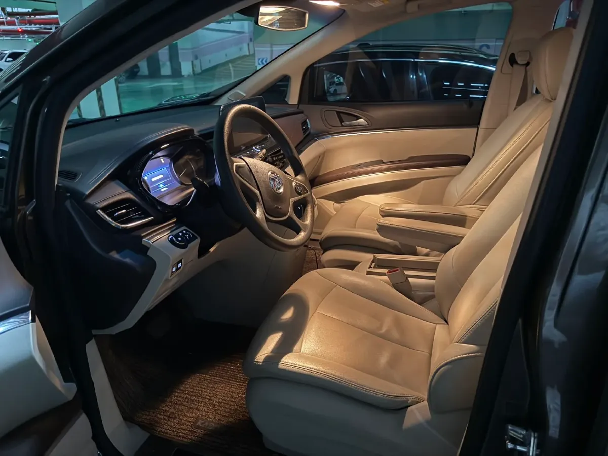 2023 Buick GL8 2.0T 237HP L4 9AT,autocango,china used car exporter,china ev exporter,chinese used car exporter,chinese used ev exporter