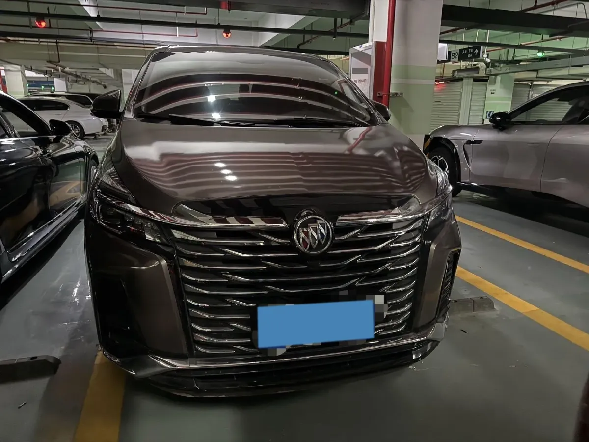 2023 Buick GL8 2.0T 237HP L4 9AT,autocango,china used car exporter,china ev exporter,chinese used car exporter,chinese used ev exporter