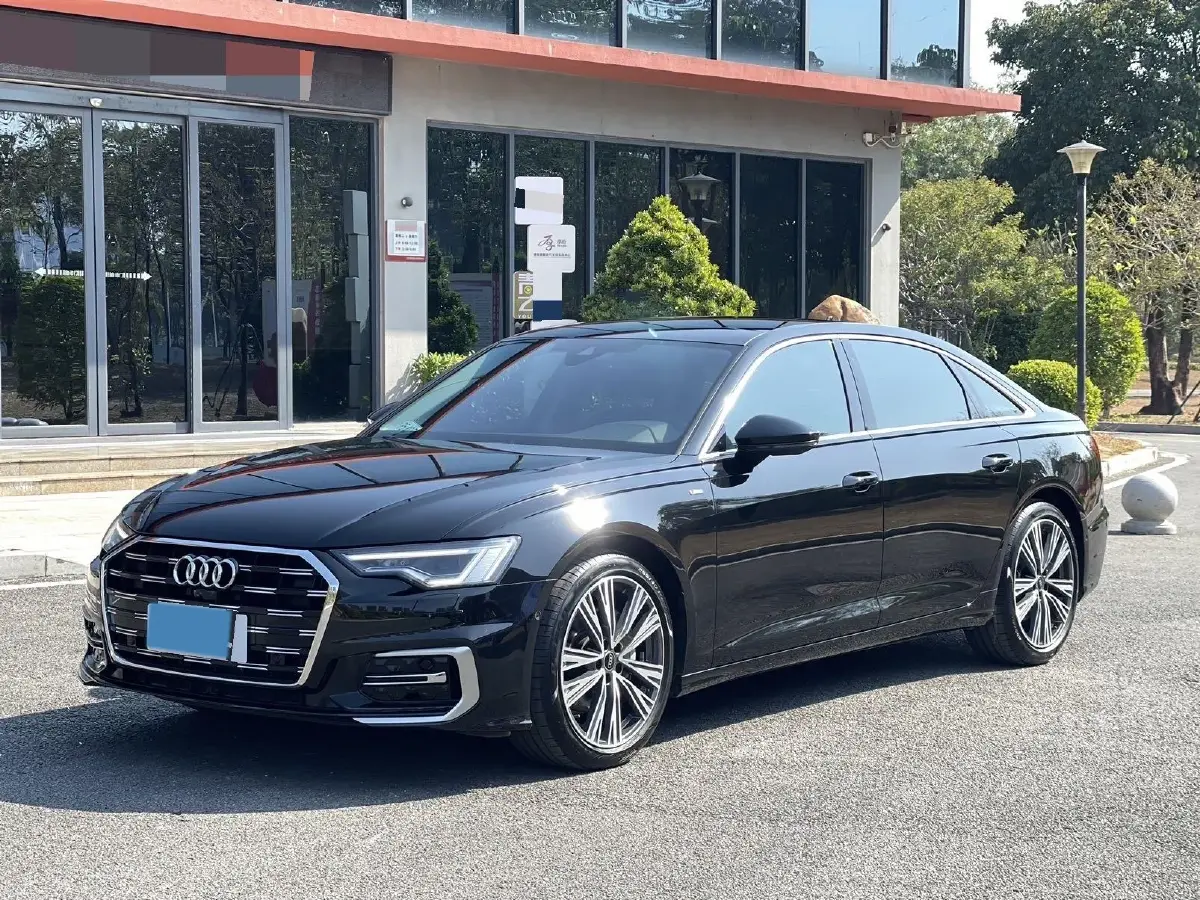 2024 Audi A6L 2.0T 245HP L4 7DCT