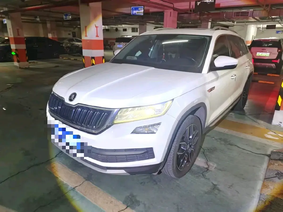 2017 Skoda Kodiak 2.0T 220HP L4 7DCT