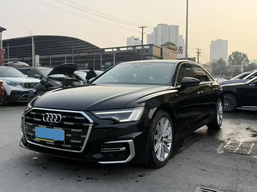 2024 Audi A6L 2.0T 245HP L4 7DCT
