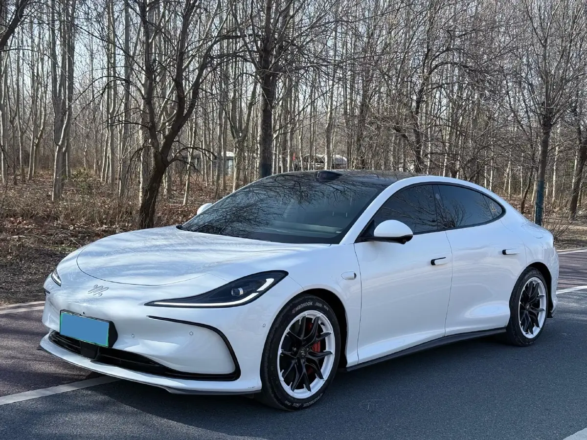 2024 IM L6 BEV 75KWH