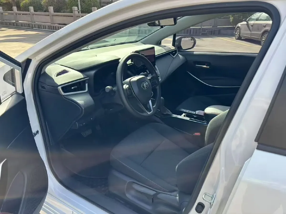 2024 Toyota Corolla 1.8L 98HP L4 E-CVT Hybrid,autocango,china used car exporter,china ev exporter,chinese used car exporter,chinese used ev exporter