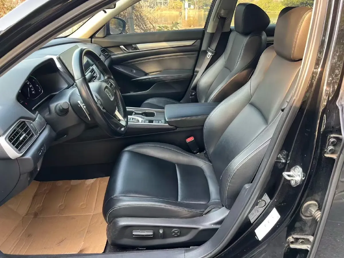 2022 Honda Accord 2.0L 146HP L4 E-CVT Hybrid,autocango,china used car exporter,china ev exporter,chinese used car exporter,chinese used ev exporter