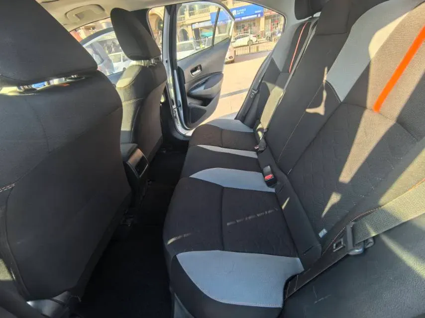 2021 Toyota Corolla 1.2T 116HP L4 CVT,autocango,china used car exporter,china ev exporter,chinese used car exporter,chinese used ev exporter