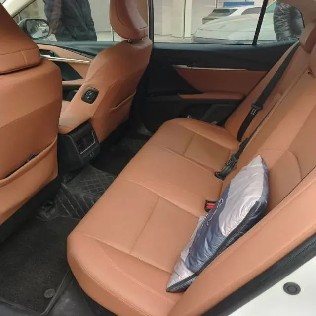 2024 Toyota Camry 2.0L 152HP L4 E-CVT Hybrid,autocango,china used car exporter,china ev exporter,chinese used car exporter,chinese used ev exporter