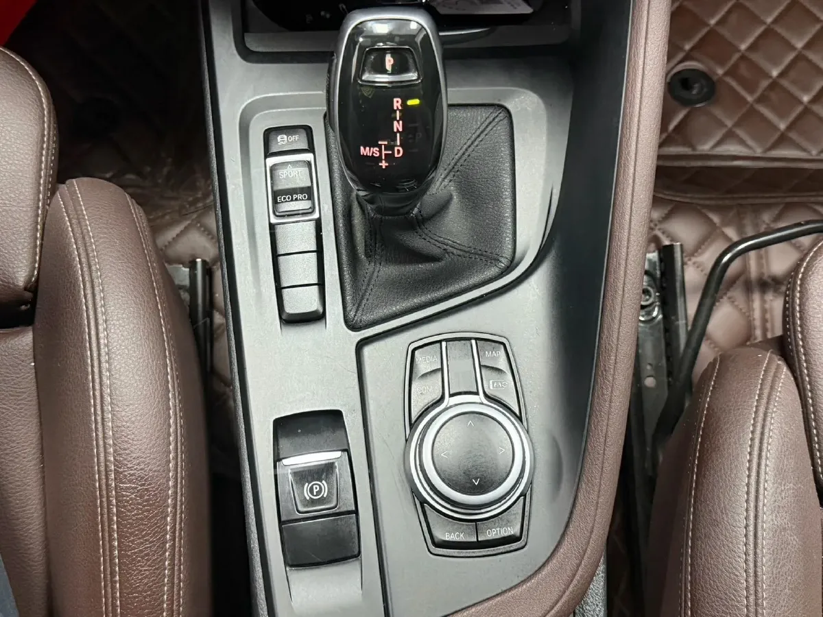 2022 BMW X1 1.5T 140HP L3 7DCT,autocango,china used car exporter,china ev exporter,chinese used car exporter,chinese used ev exporter