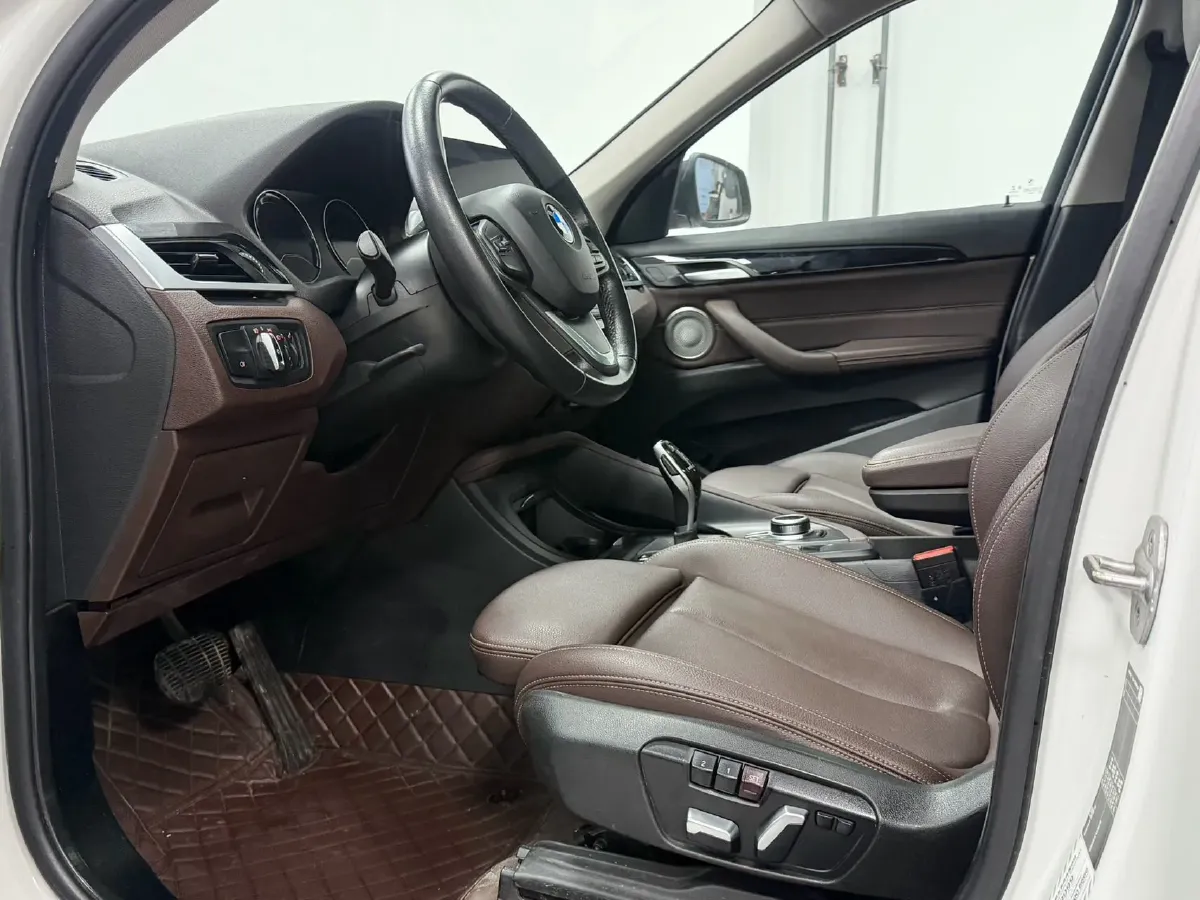 2022 BMW X1 1.5T 140HP L3 7DCT,autocango,china used car exporter,china ev exporter,chinese used car exporter,chinese used ev exporter