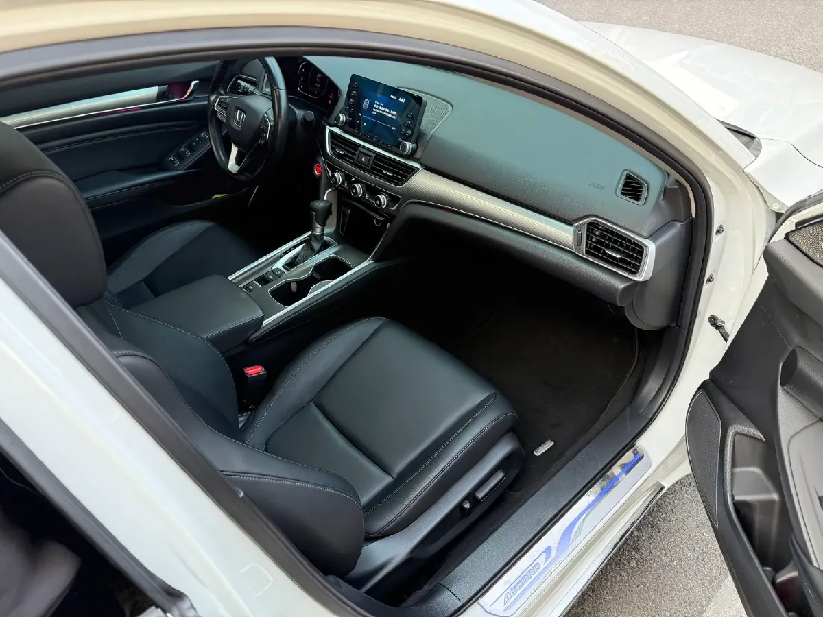 2018 Honda Accord 1.5T 194HP L4 CVT,autocango,china used car exporter,china ev exporter,chinese used car exporter,chinese used ev exporter
