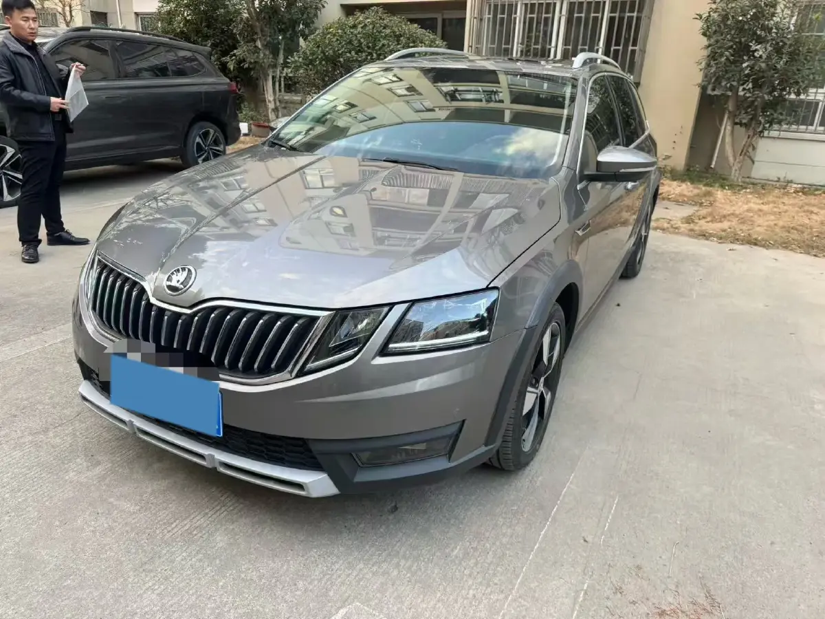 2018 Skoda Octavia 1.4T 150HP L4 7DCT