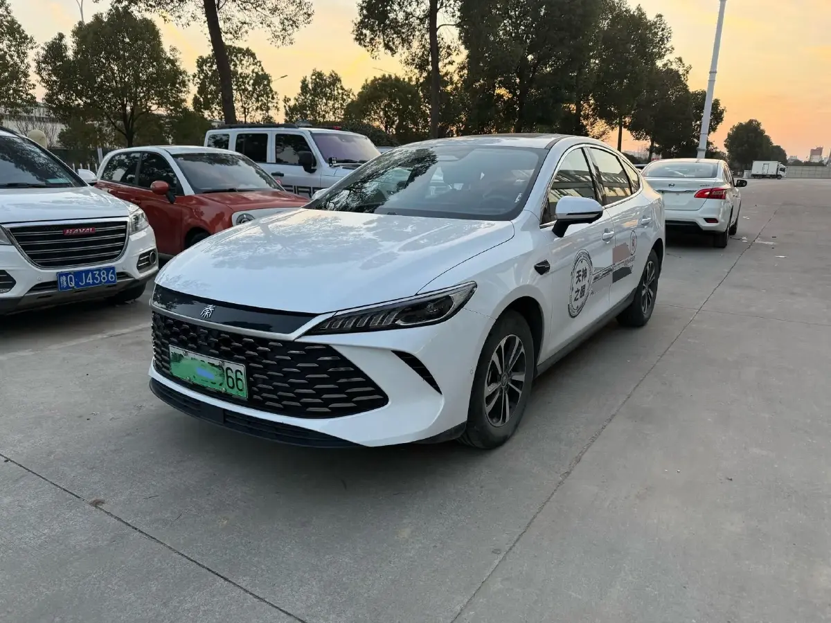 2025 BYD Qin Plus 1.5L 101HP L4 E-CVT PHEV 15.8KWH