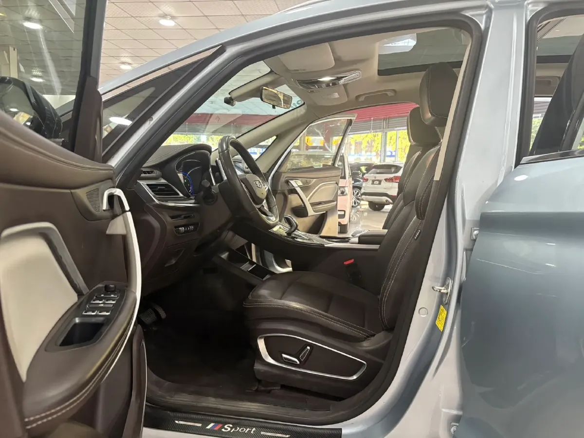 2021 Geely JiaJi 1.8T 184HP L4 7DCT,autocango,china used car exporter,china ev exporter,chinese used car exporter,chinese used ev exporter