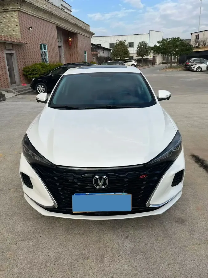 2021 ChangAn Eado 1.4T 160HP L4 7DCT,autocango,china used car exporter,china ev exporter,chinese used car exporter,chinese used ev exporter