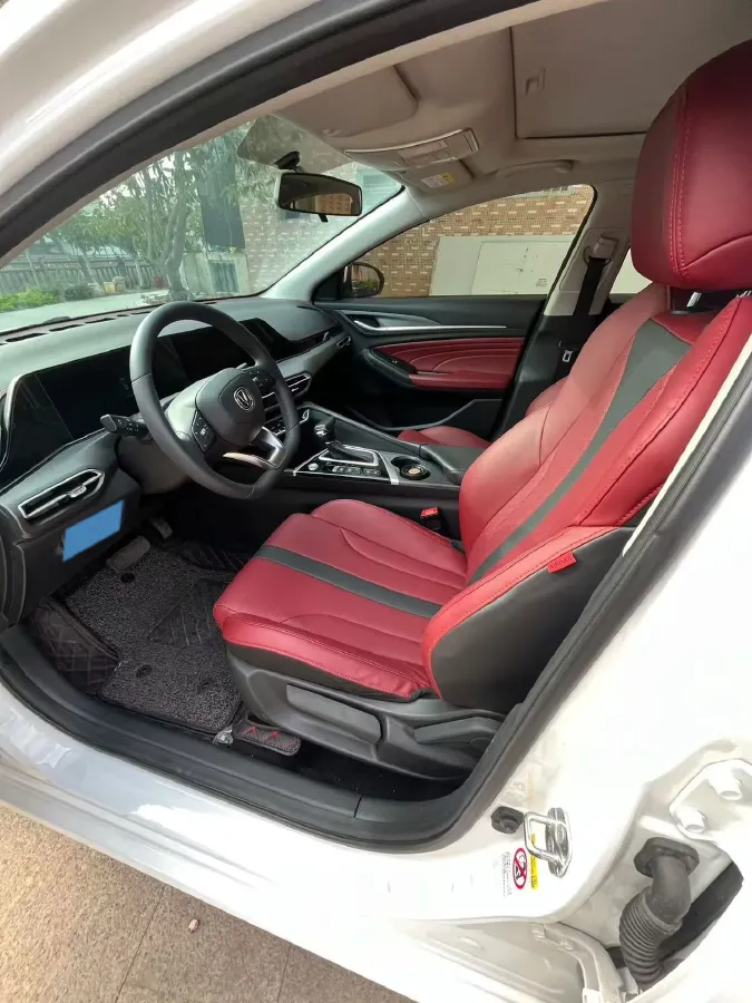 2021 ChangAn Eado 1.4T 160HP L4 7DCT,autocango,china used car exporter,china ev exporter,chinese used car exporter,chinese used ev exporter