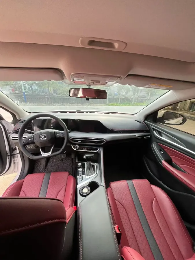 2021 ChangAn Eado 1.4T 160HP L4 7DCT,autocango,china used car exporter,china ev exporter,chinese used car exporter,chinese used ev exporter