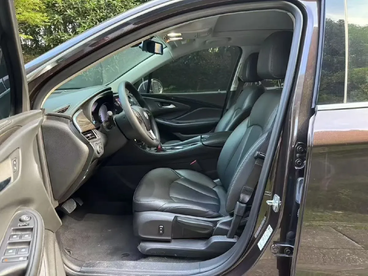 2021 Buick EnvisionPlus 1.5T 169HP L4 7DCT,autocango,china used car exporter,china ev exporter,chinese used car exporter,chinese used ev exporter