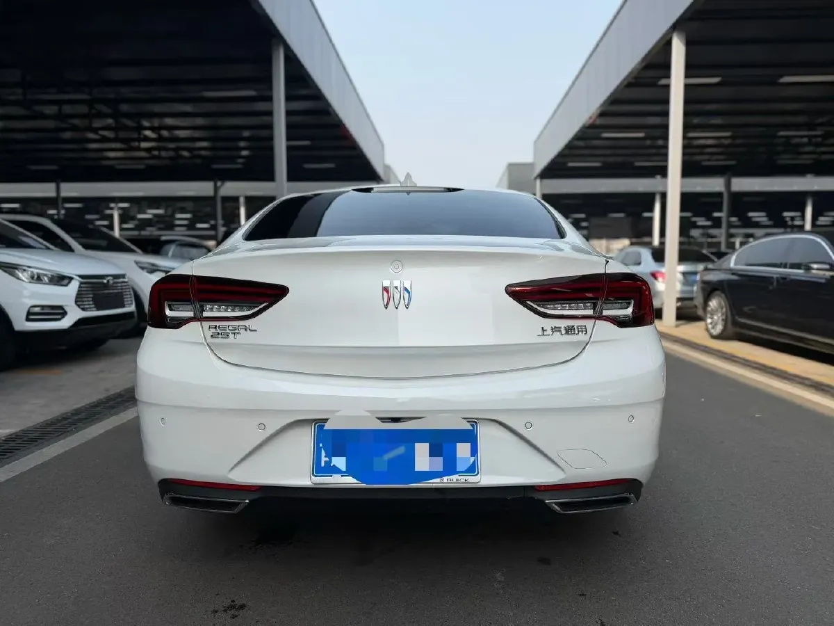 2025 Buick Regal 1.5T 169HP L4 9AT,autocango,china used car exporter,china ev exporter,chinese used car exporter,chinese used ev exporter