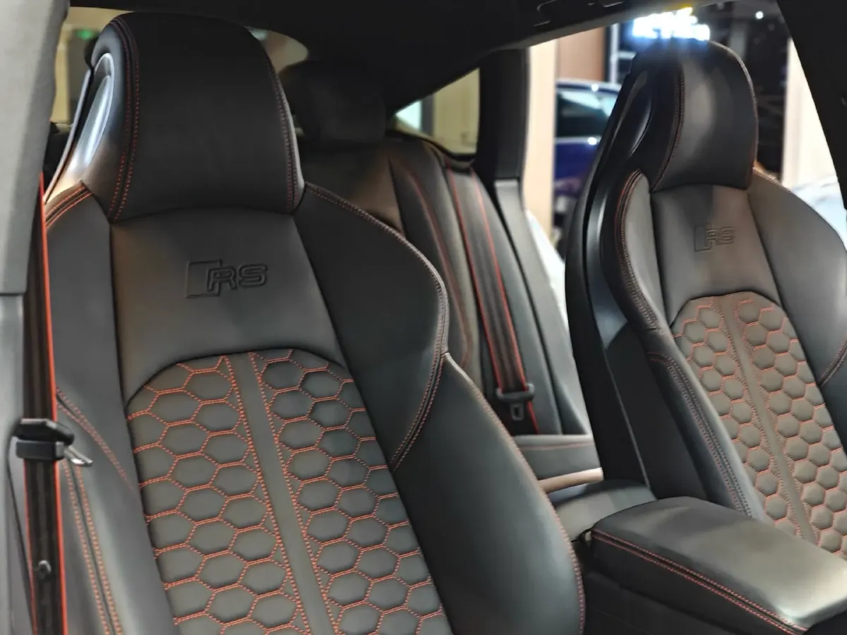 2021 Audi RS 5 2.9T 450HP V6 8AT,autocango,china used car exporter,china ev exporter,chinese used car exporter,chinese used ev exporter