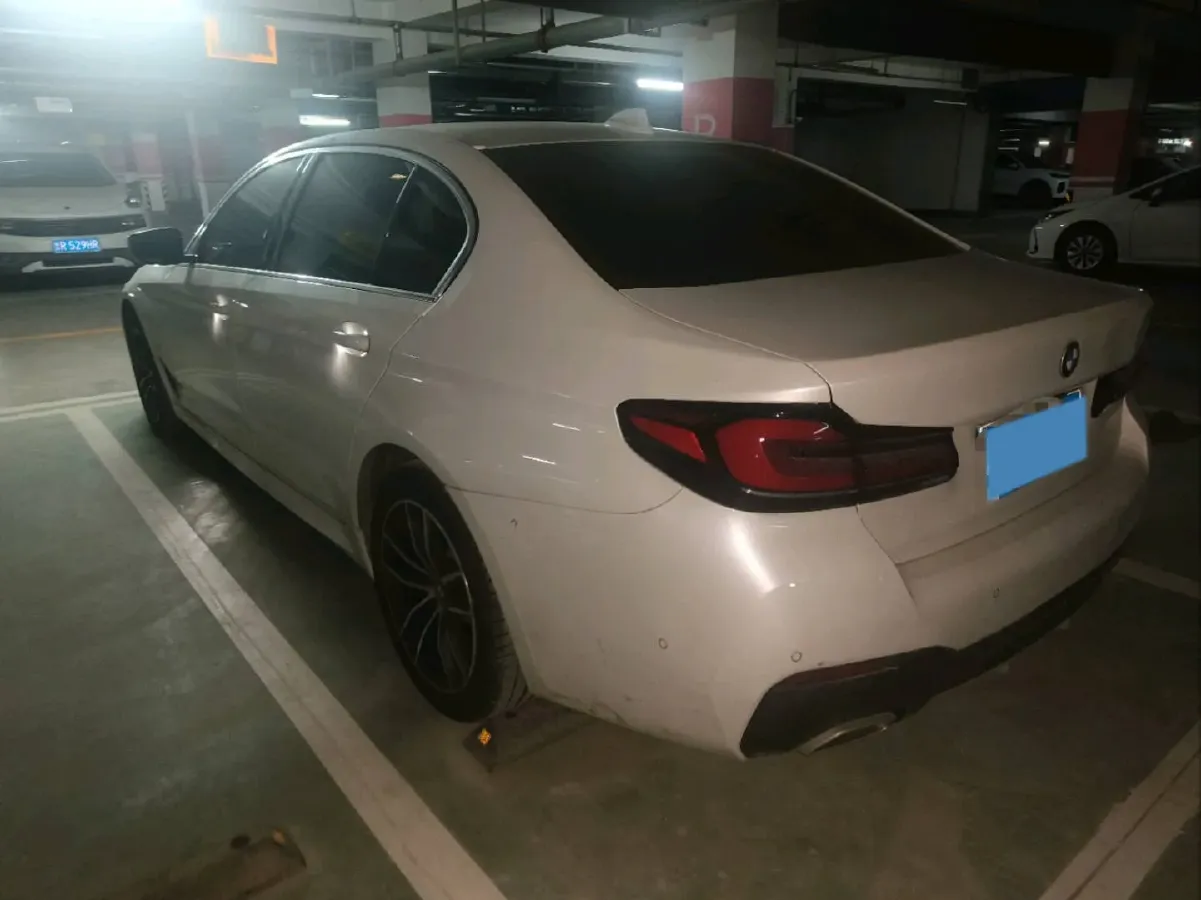 2022 BMW 5 Series 2.0T 184HP L4 8AT,autocango,china used car exporter,china ev exporter,chinese used car exporter,chinese used ev exporter