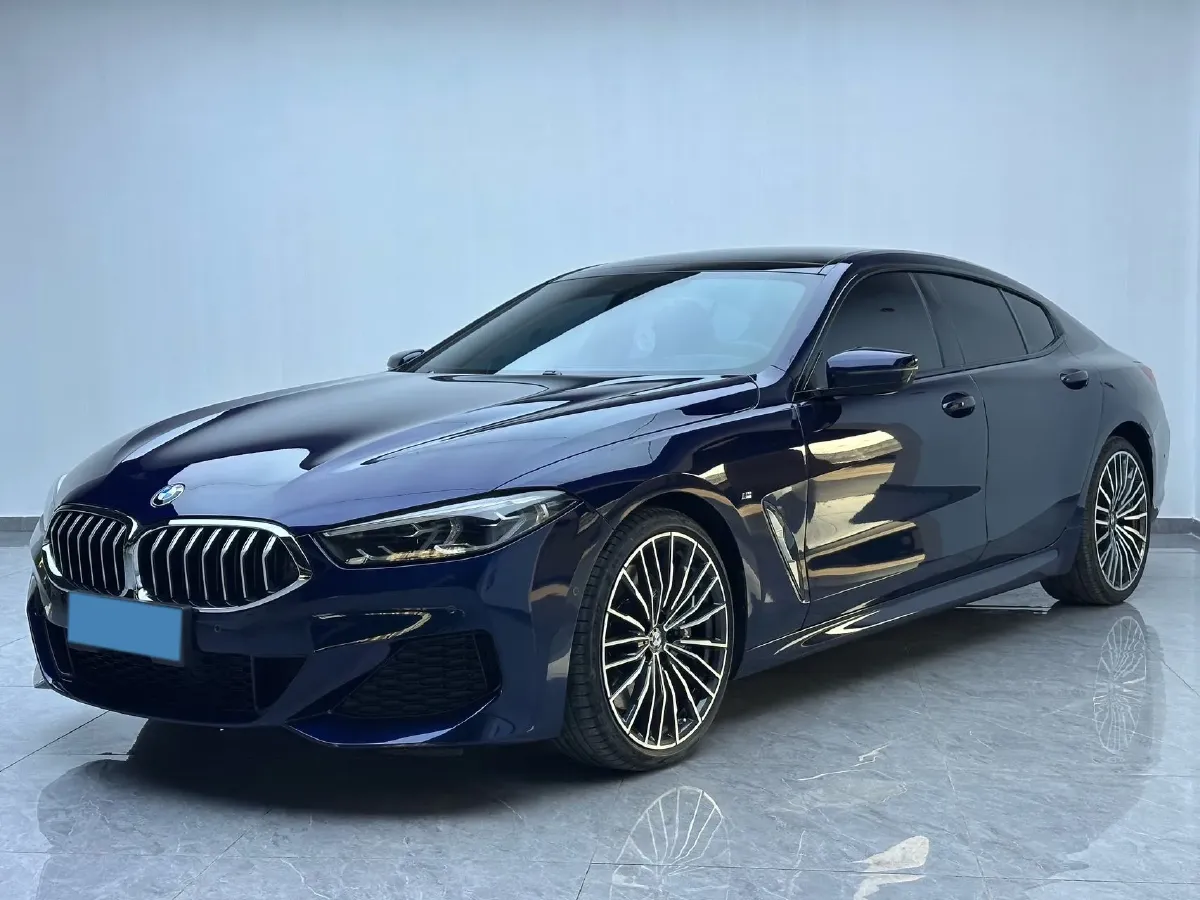 2019 BMW 8 Series 3.0T 340HP L6 8AT,autocango,china used car exporter,china ev exporter,chinese used car exporter,chinese used ev exporter