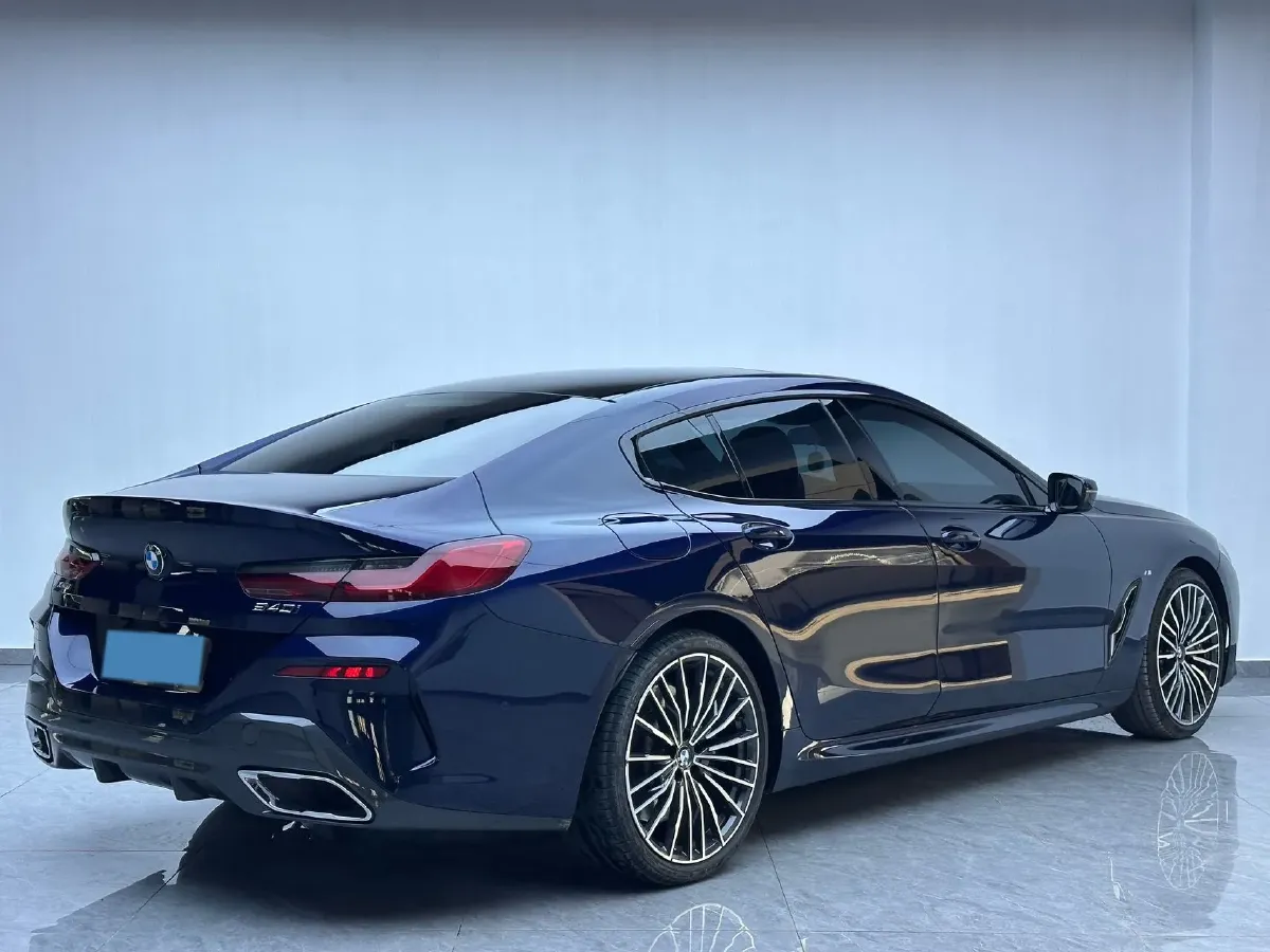 2019 BMW 8 Series 3.0T 340HP L6 8AT,autocango,china used car exporter,china ev exporter,chinese used car exporter,chinese used ev exporter