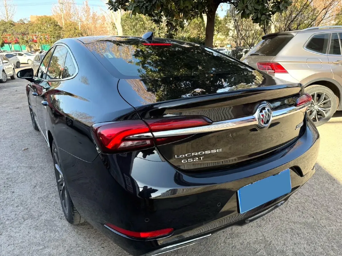 2021 Buick Larcosse 2.0T 237HP L4 9AT,autocango,china used car exporter,china ev exporter,chinese used car exporter,chinese used ev exporter