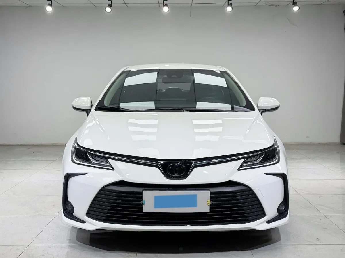 2021 Toyota Corolla 1.2T 116HP L4 CVT,autocango,china used car exporter,china ev exporter,chinese used car exporter,chinese used ev exporter
