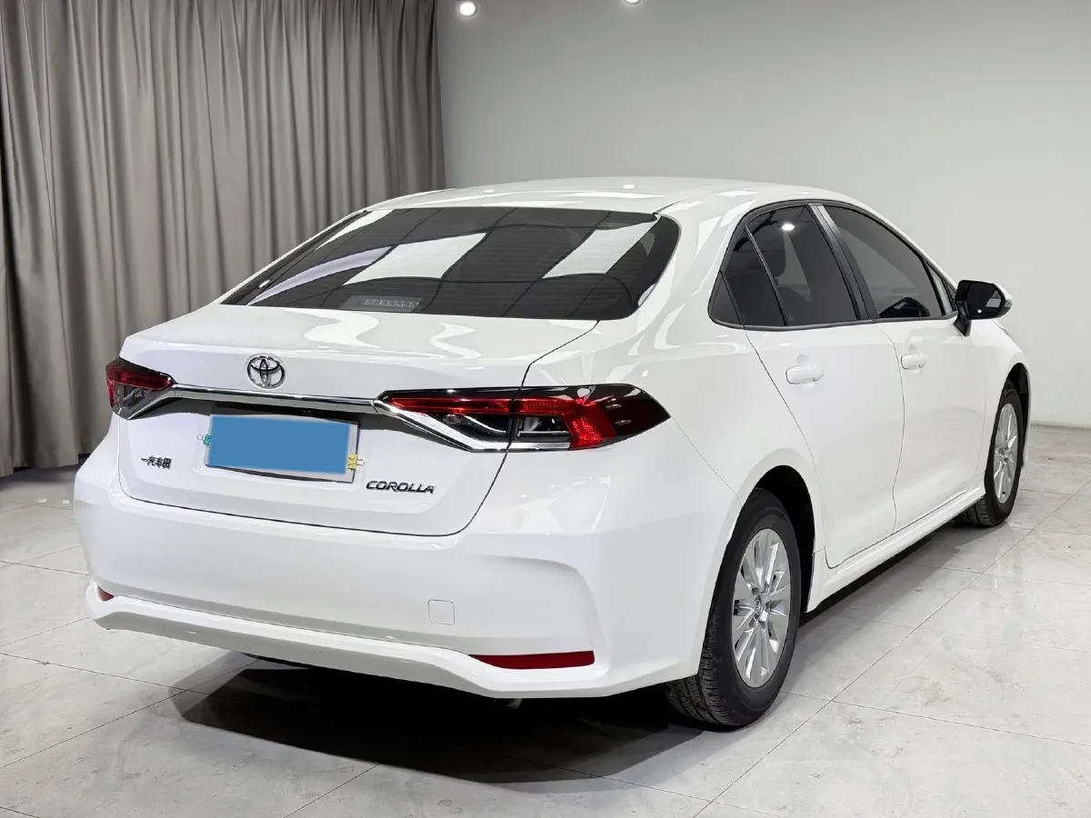 2021 Toyota Corolla 1.2T 116HP L4 CVT,autocango,china used car exporter,china ev exporter,chinese used car exporter,chinese used ev exporter