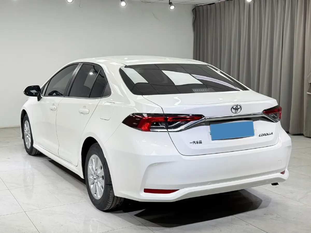 2021 Toyota Corolla 1.2T 116HP L4 CVT,autocango,china used car exporter,china ev exporter,chinese used car exporter,chinese used ev exporter