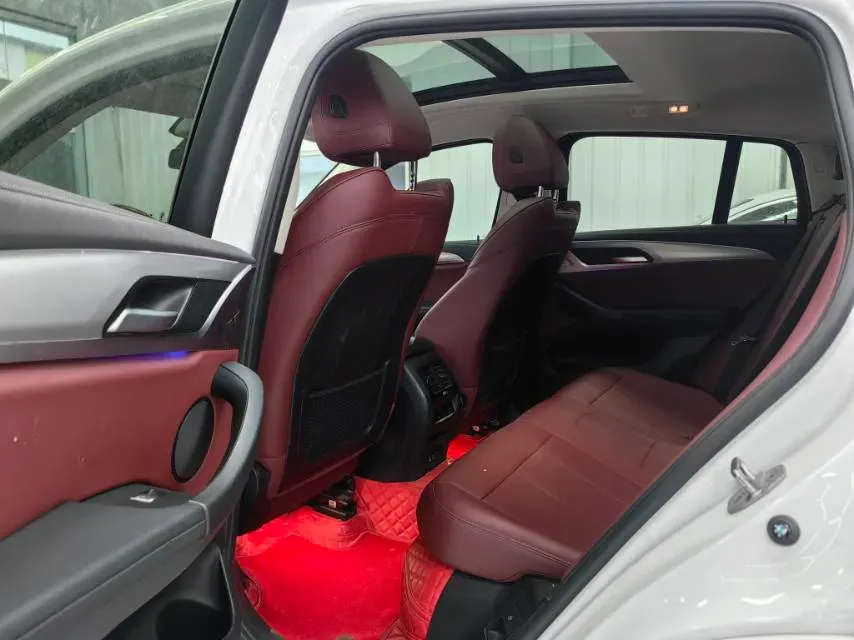 2022 BMW X4 2.0T 245HP L4 8AT,autocango,china used car exporter,china ev exporter,chinese used car exporter,chinese used ev exporter