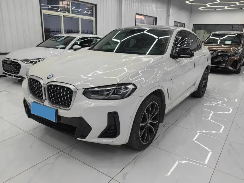 2022 BMW X4 2.0T 245HP L4 8AT