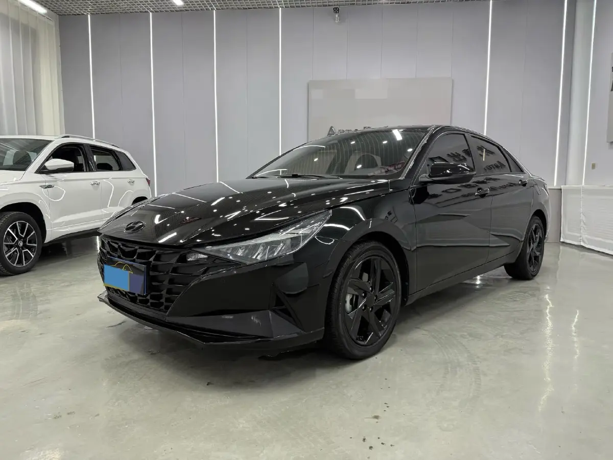 2022 Hyundai Elantra 1.5L 115HP L4 CVT