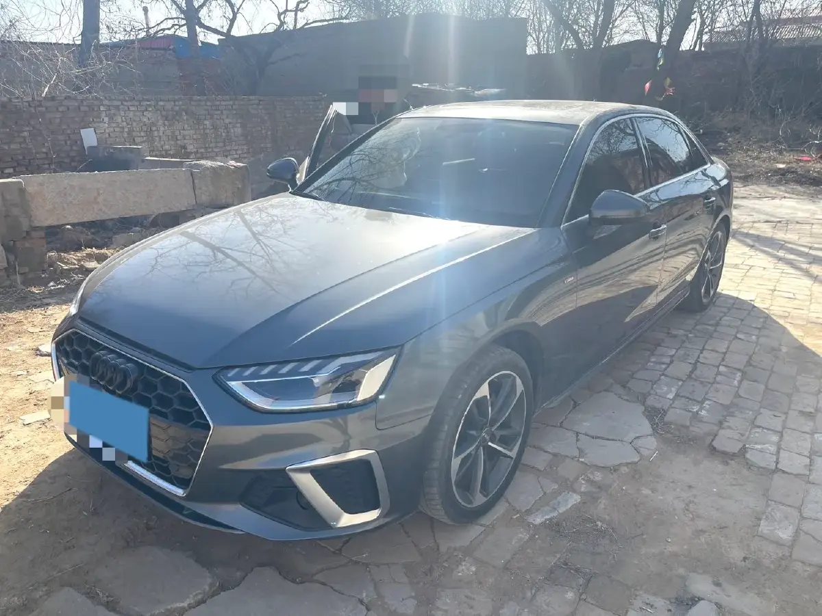 2020 Audi A4L 2.0T 190HP L4 7DCT