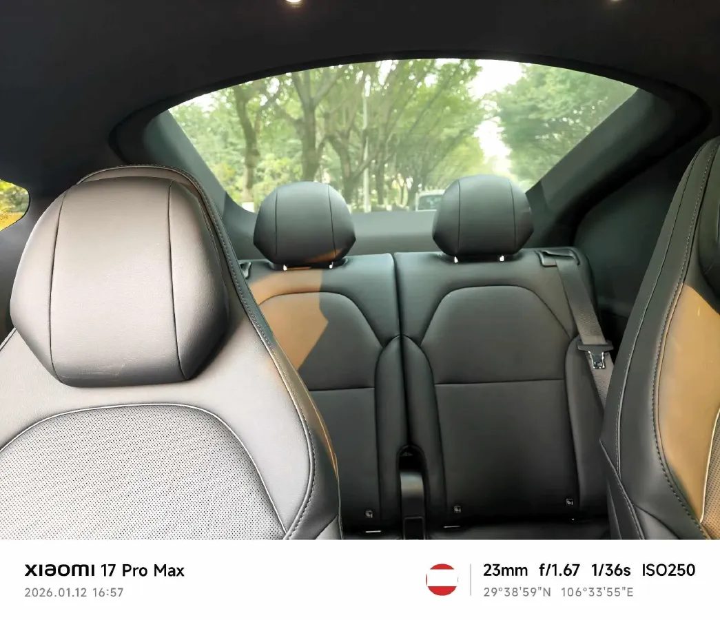 2025 Tesla Model Y L BEV,autocango,china used car exporter,china ev exporter,chinese used car exporter,chinese used ev exporter