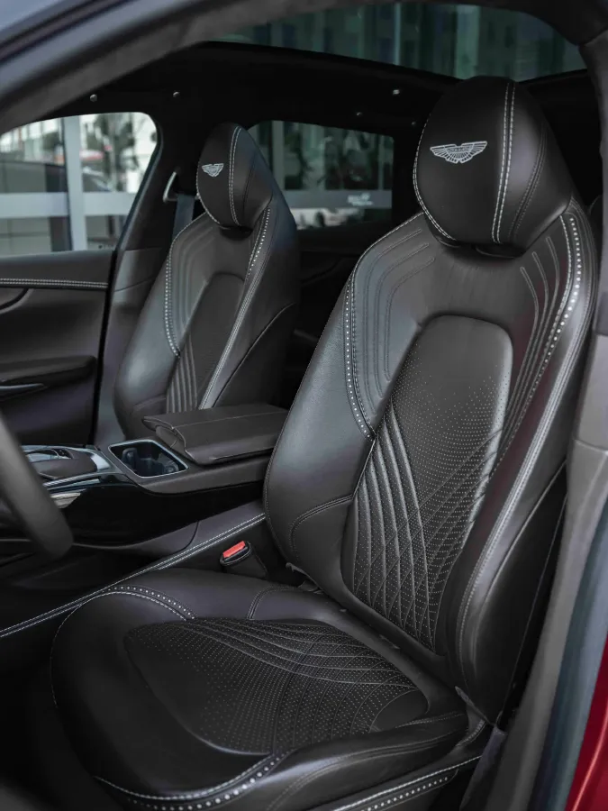 2021 Aston Martin DBX 4.0T 550HP V8 9AT,autocango,china used car exporter,china ev exporter,chinese used car exporter,chinese used ev exporter