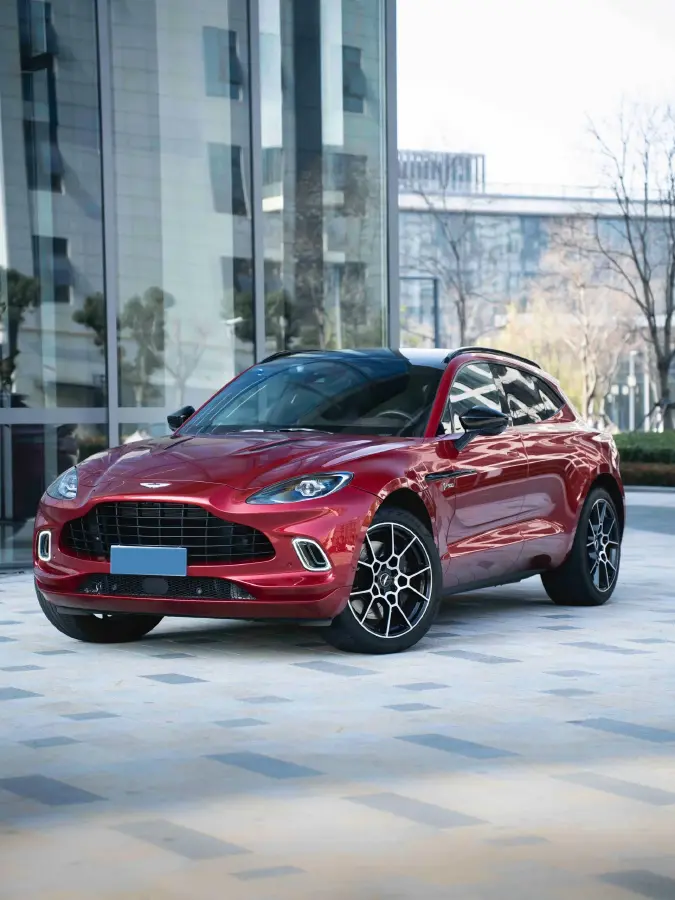 2021 Aston Martin DBX 4.0T 550HP V8 9AT