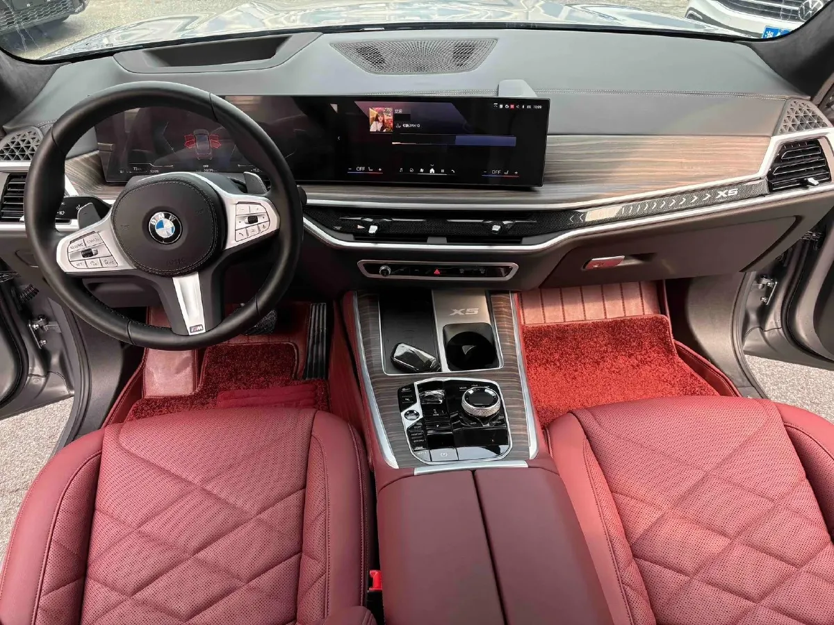 2023 BMW X5 3.0T 381HP L6 8AT,autocango,china used car exporter,china ev exporter,chinese used car exporter,chinese used ev exporter