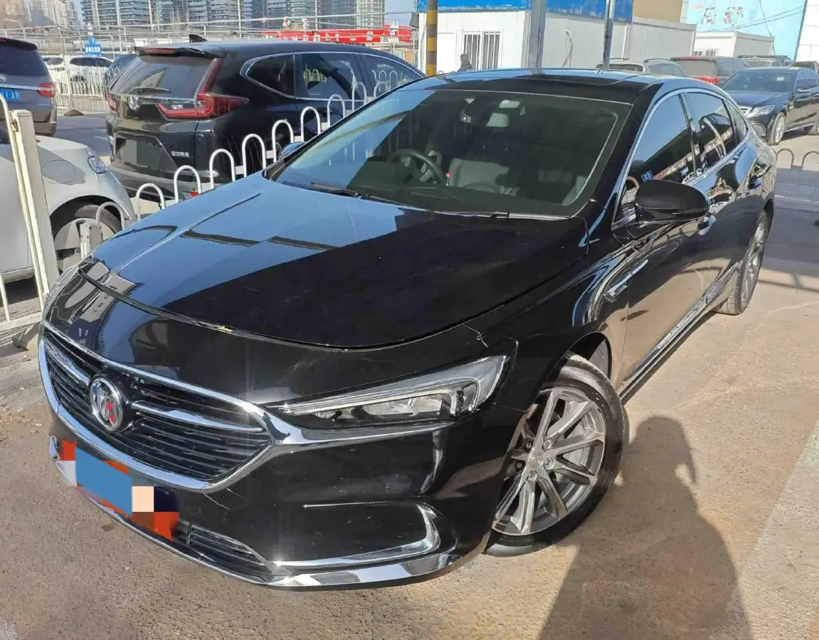 2021 Buick Larcosse 2.0T 237HP L4 9AT