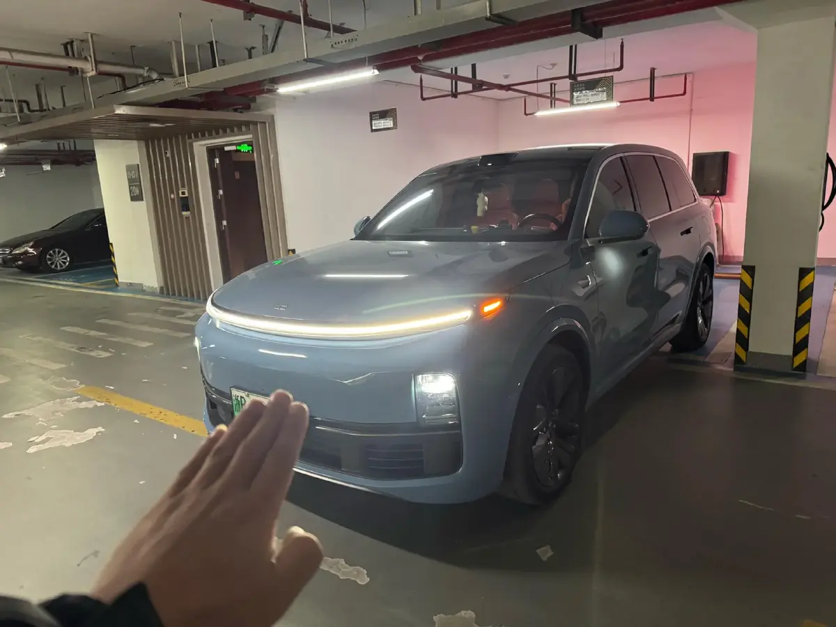 2022 Li L9 Range Extended 154HP REEV 42.6KWH