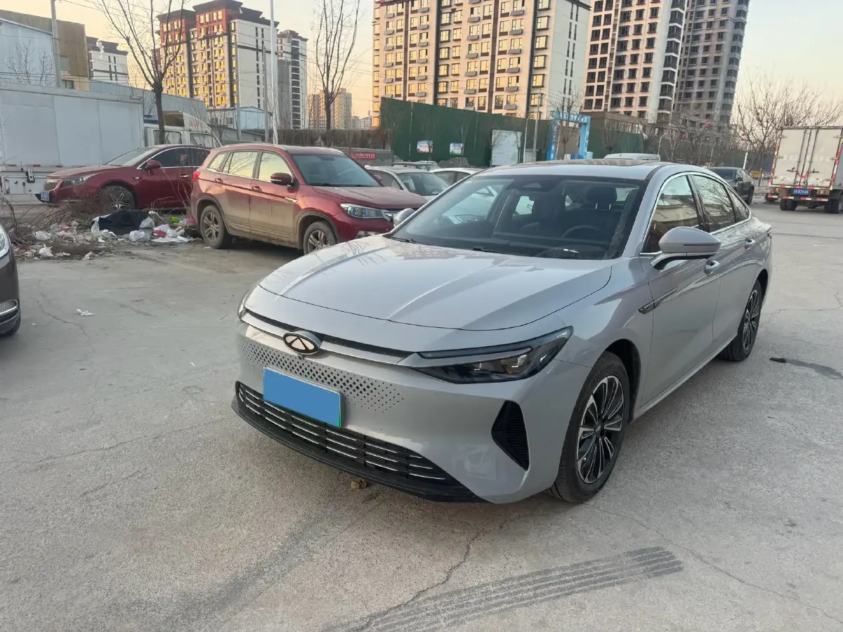 2024 Fulwin FulwinA8 1.5T 156HP L4 1DHT PHEV 18.3KWH