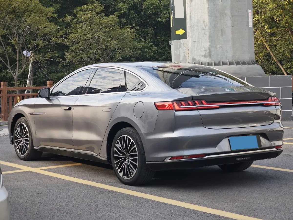 2020 WEY VV7 2.0T 227HP L4 7DCT PHEV,autocango,china used car exporter,china ev exporter,chinese used car exporter,chinese used ev exporter