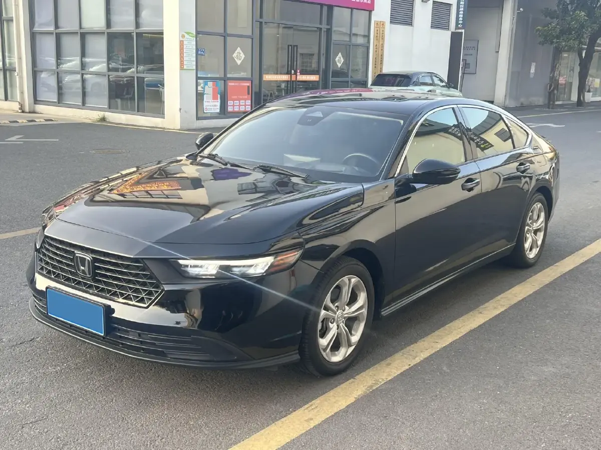 2023 Dongfeng PaLaSuo 2.0T 228HP L4 8AT