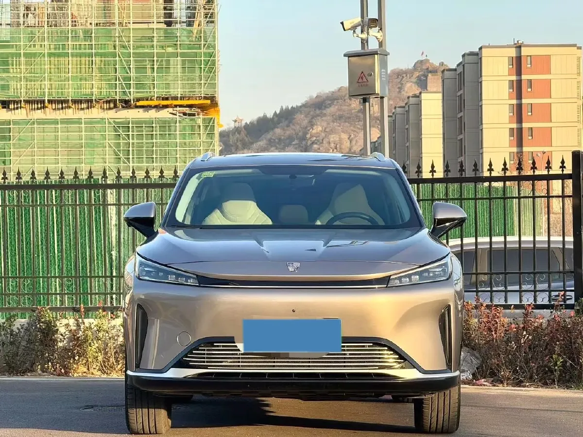 2024 Roewe D5X DMH 1.5T 150HP L4 2DHT PHEV 21.4KWH,autocango,china used car exporter,china ev exporter,chinese used car exporter,chinese used ev exporter