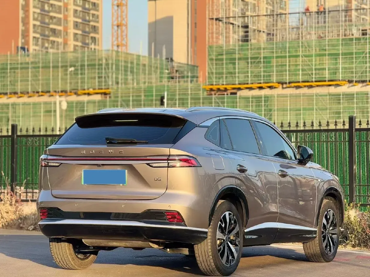 2024 Roewe D5X DMH 1.5T 150HP L4 2DHT PHEV 21.4KWH,autocango,china used car exporter,china ev exporter,chinese used car exporter,chinese used ev exporter