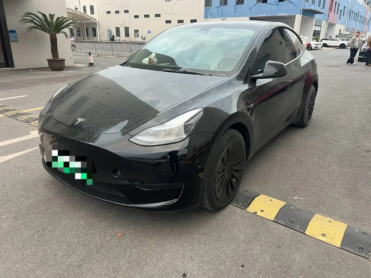 2022 Tesla Model Y BEV 60KWH